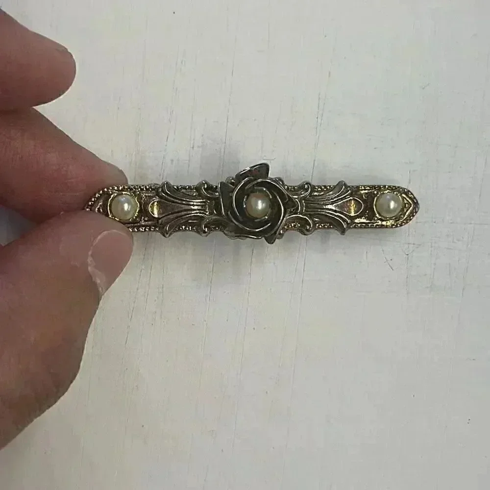Vintage Faux Pearl Brooch